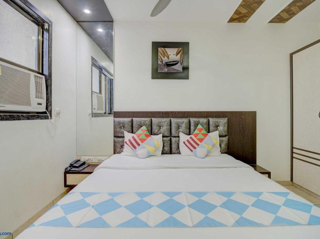 Hotel O Falcon