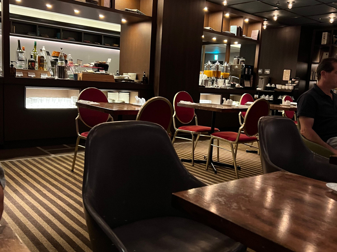 高松皇家公园酒店主图