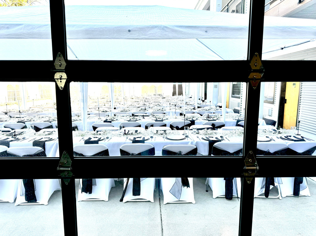 The Landing Hub主图