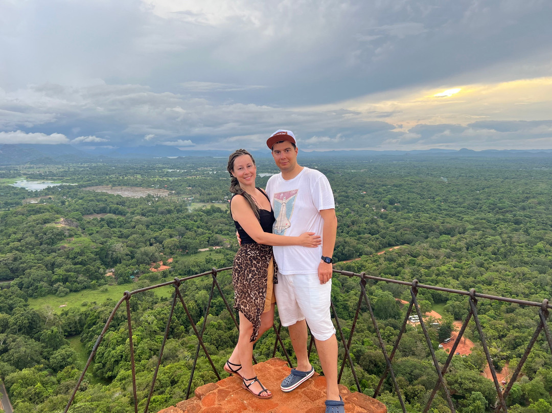 D&I Travel And Tours景点图片
