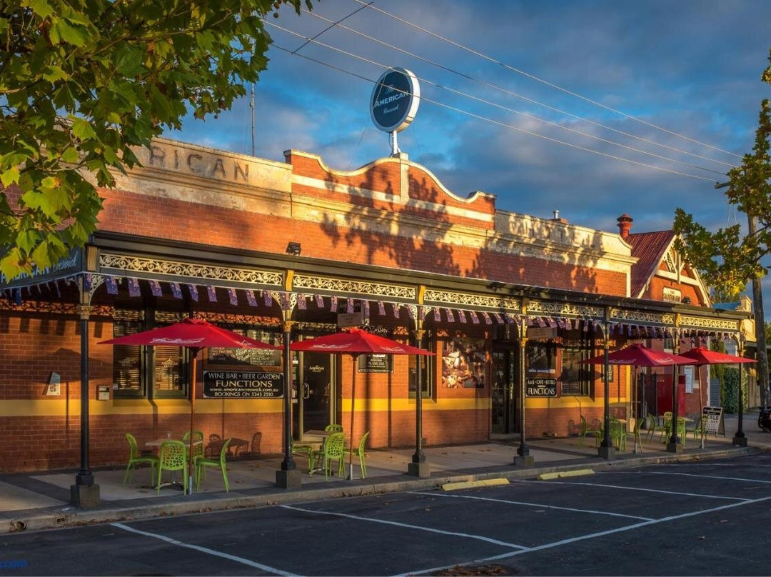 American Hotel主图