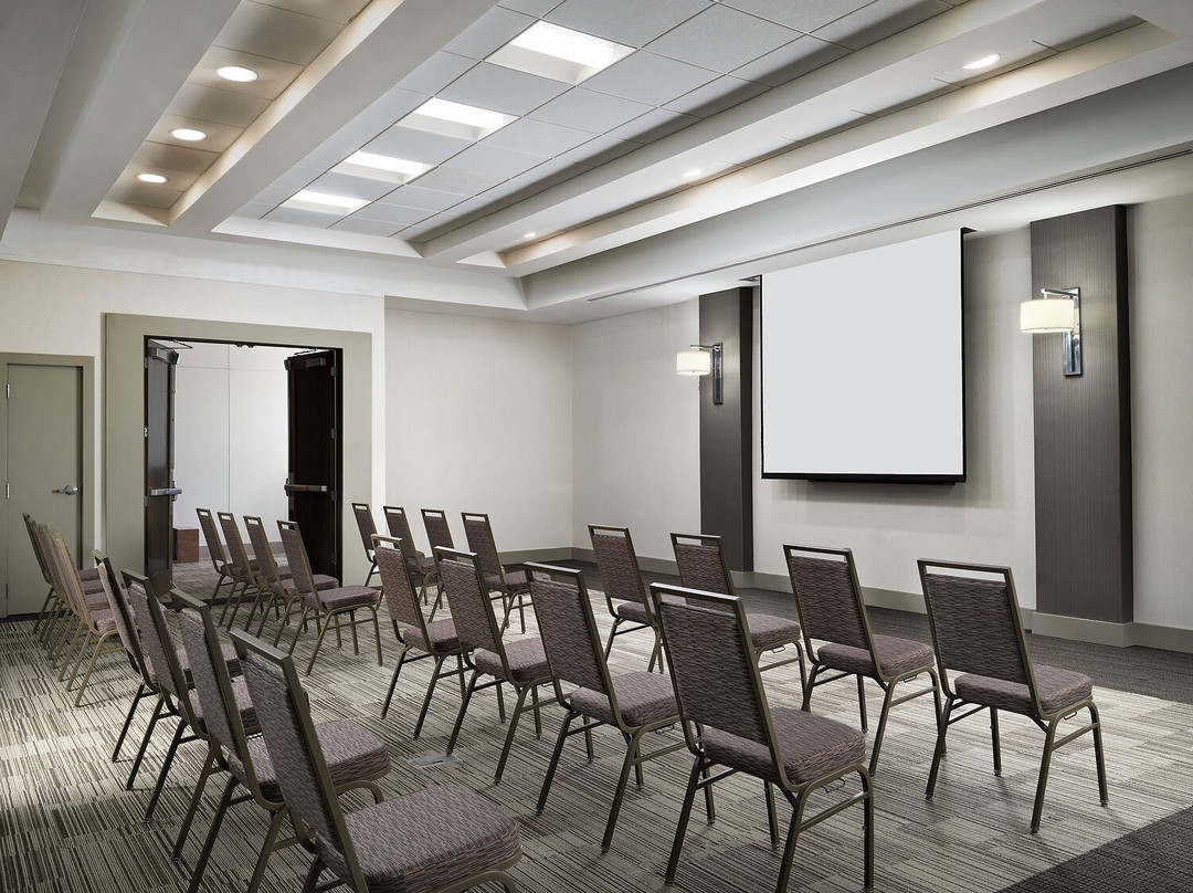 Holiday Inn Cincinnati - Liberty Way By IHG主图