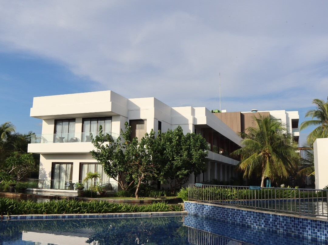 Pullman Lombok Merujani Mandalika Beach Resort主图