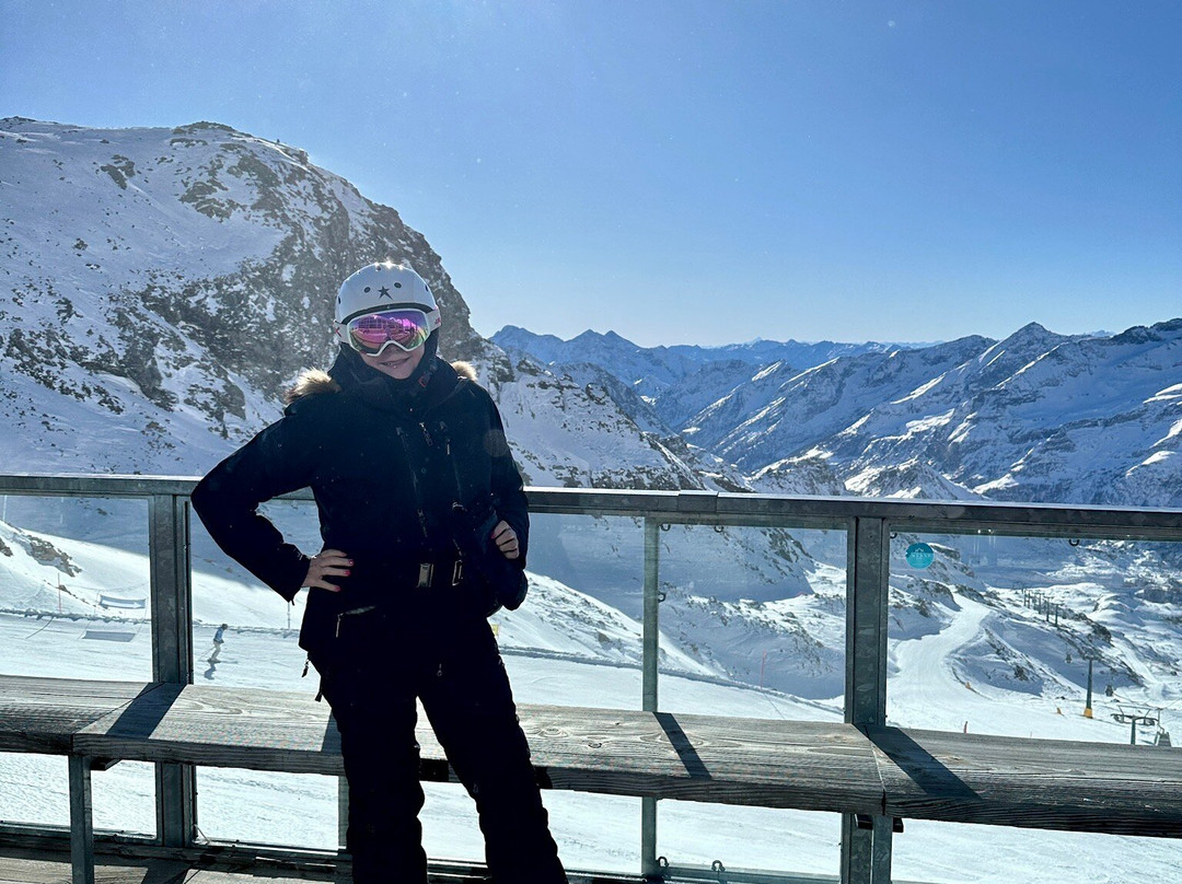 Tako Ski Rental景点图片