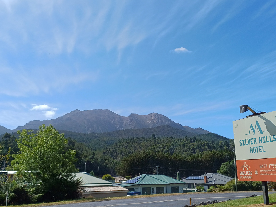 白银山汽车旅馆主图