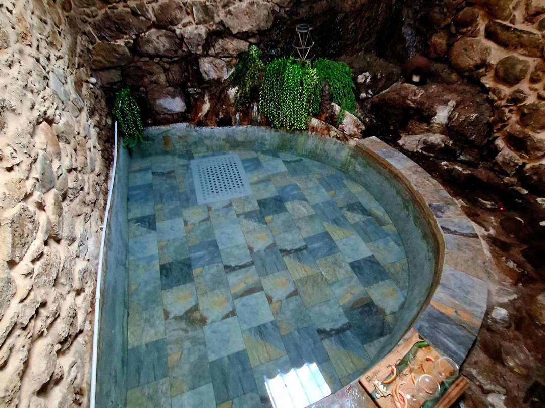 The Caldanelle Baths景点图片