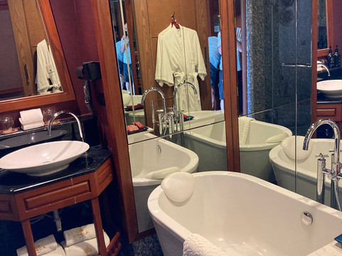 茶拉6号酒店主图