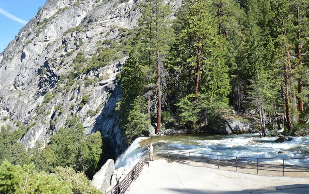 Nevada Falls Loop景点图片