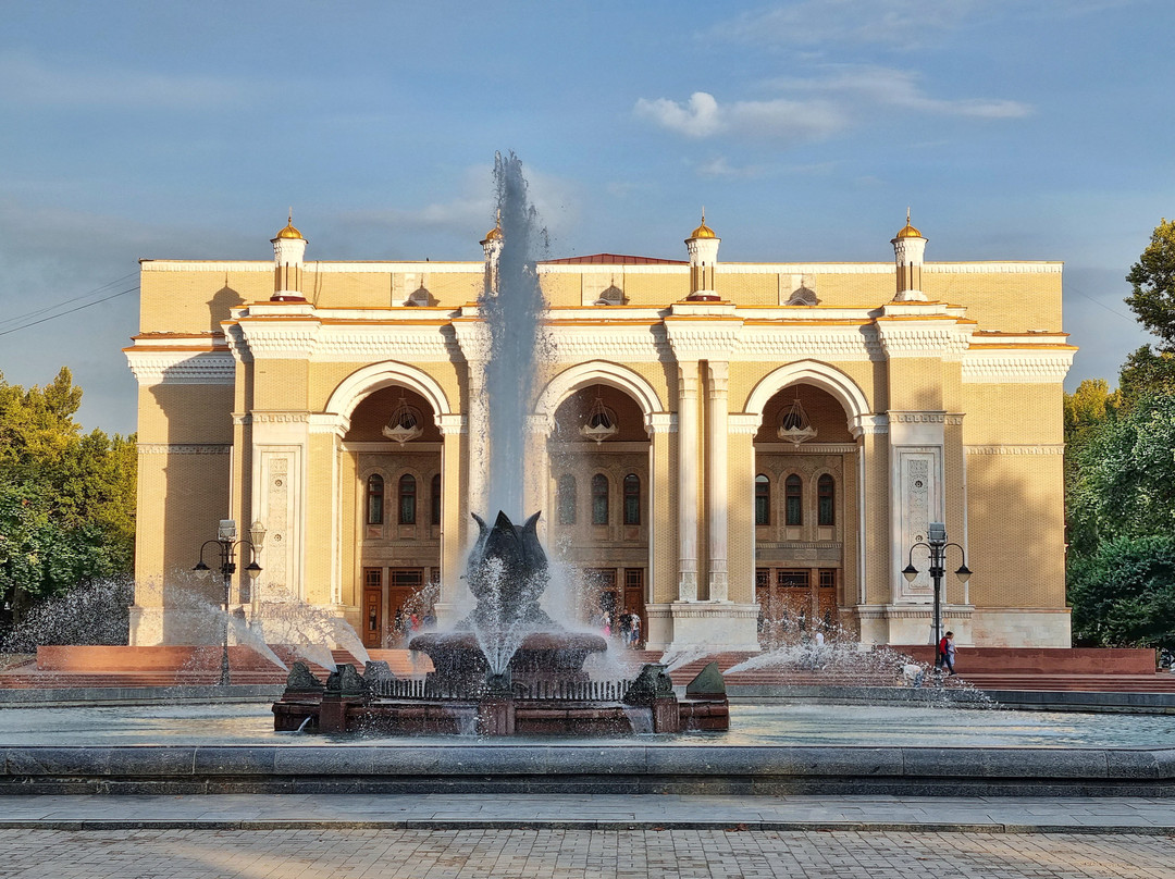 Alisher Navoiy Theater-塔什干必去景点