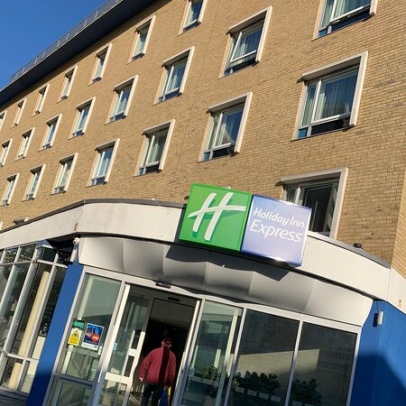 伯爵府智选假日酒店主图