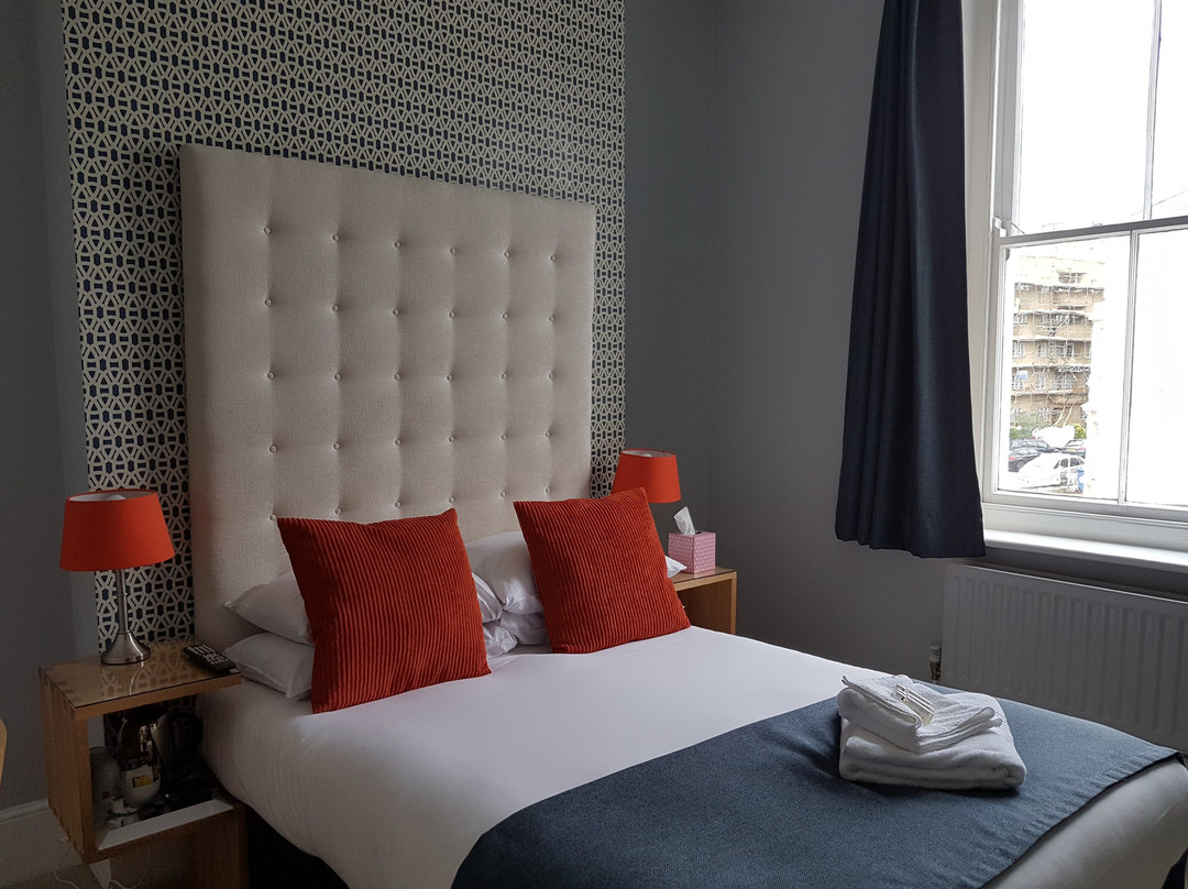 雷利什酒店主图