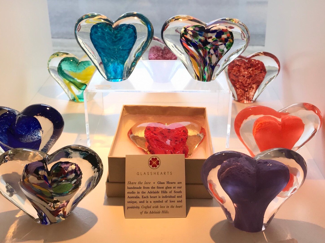 Red Moon Contemporary Art Glass Gallery