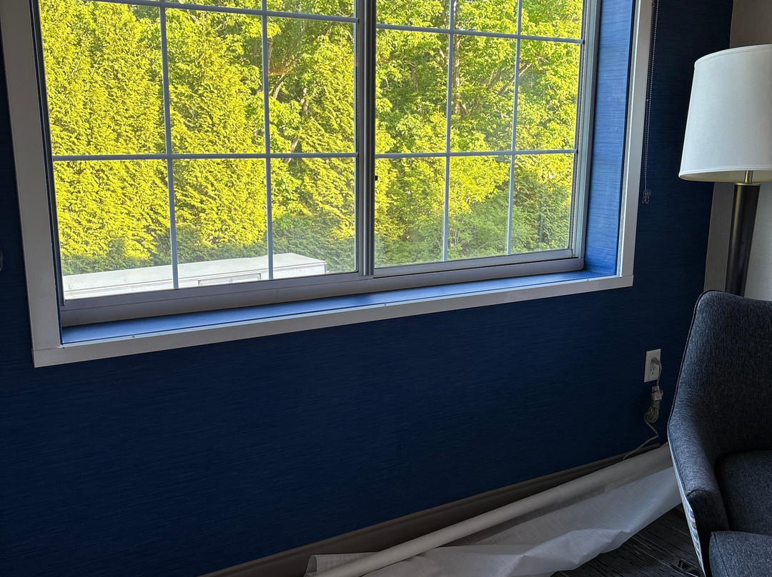 夏律第镇卢斯克维尔假日套房酒店主图