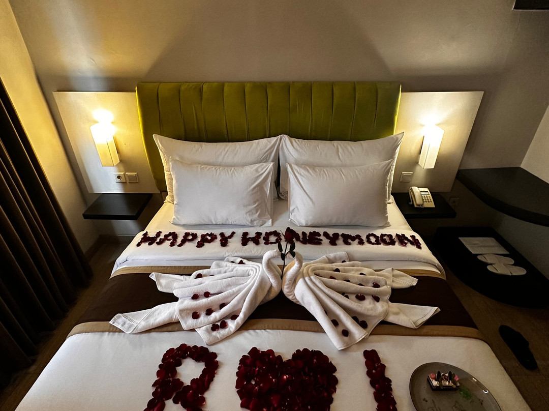 Vrata Hotel Yogyakarta主图