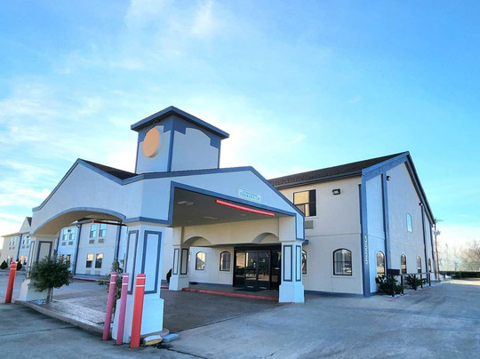 Needville酒店住宿-Days Inn by Wyndham Rosenberg