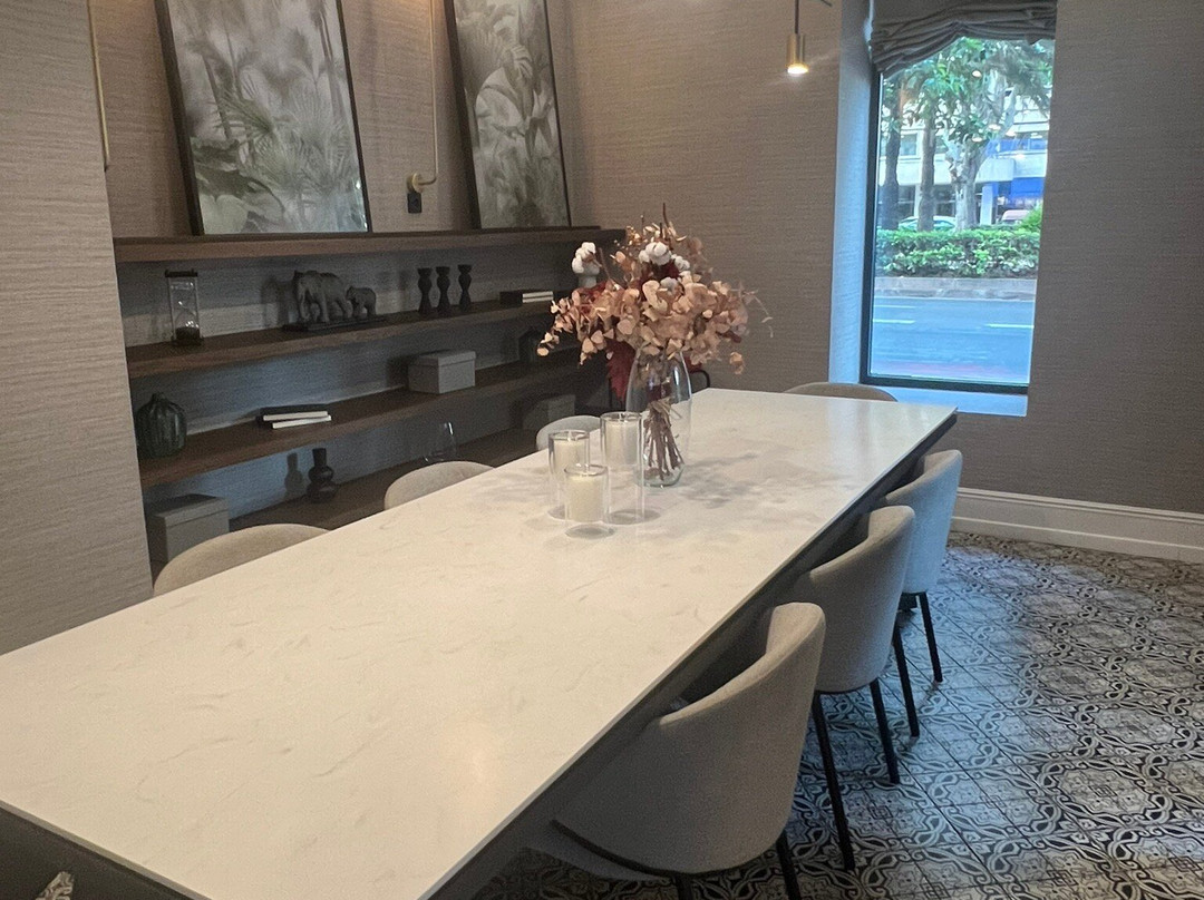 L&H Gran Via Valencia主图