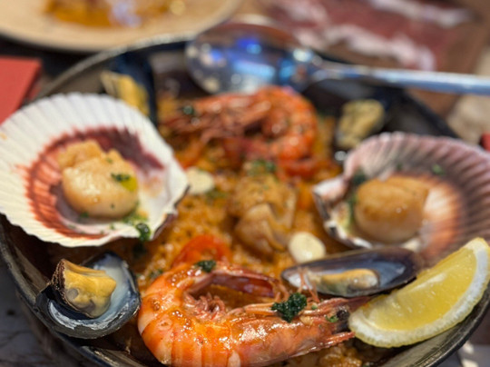 BROWNSTONE Tapas Bar GINZA