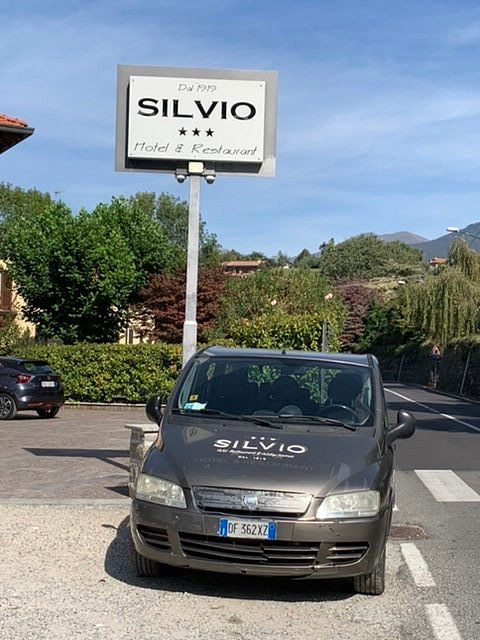 Bellagio Hills Hotel and Restaurant主图