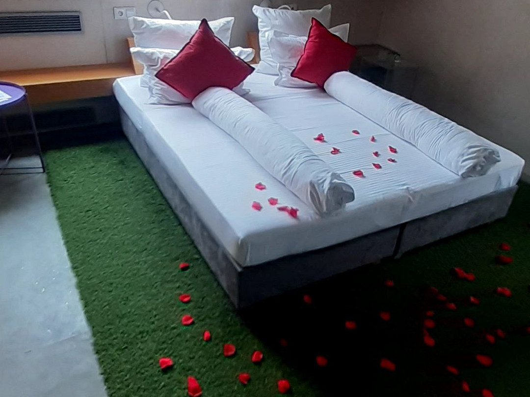 HOT_elarnia Hotel & Spa主图