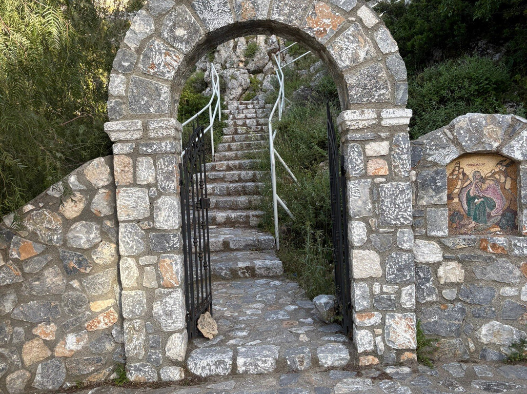 Cross Of Pefkos-Pefkos必去景点