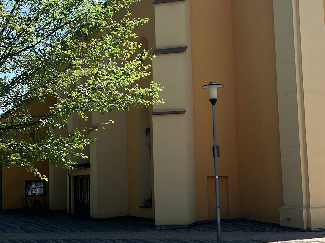 Kirche Des Heiligen Ladislav-Mojmirovce必去景点