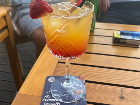 Moonlight Bar-卡尔坎必去景点