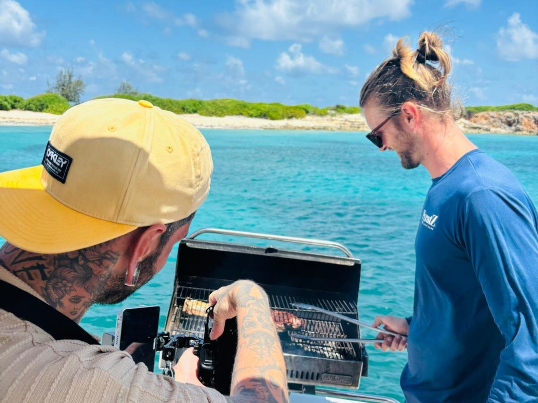 Pyratz, Gourmet Sailing-辛普森湾必去景点