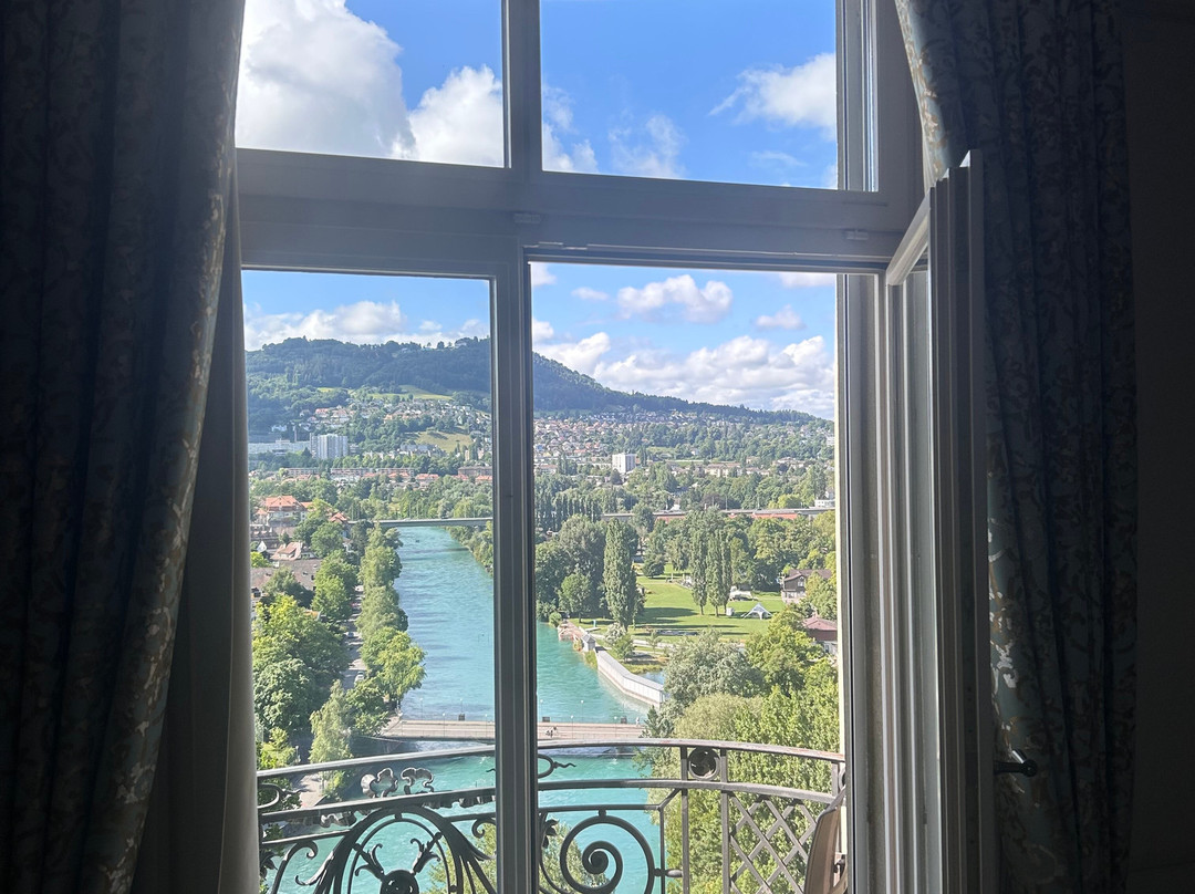 伯尔尼贝耶乌尔宫酒店主图