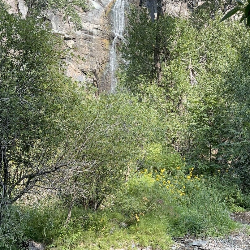 Bridal Veil Falls-Spearfish必去景点