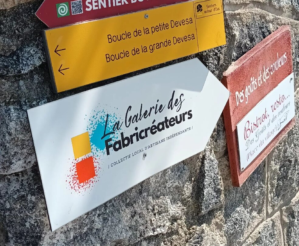 Village Abandonne de Comes-Eus必去景点