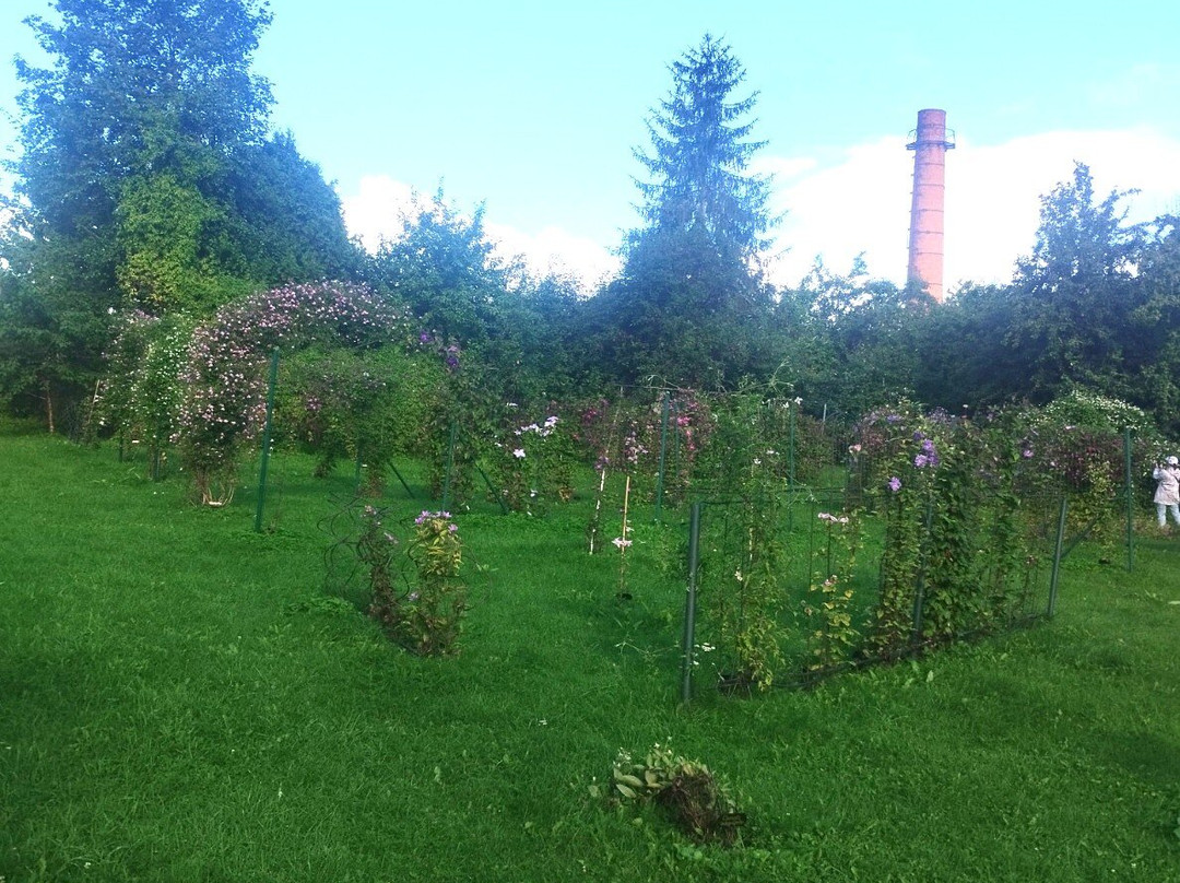 Roogoja Farm-Karla必去景点