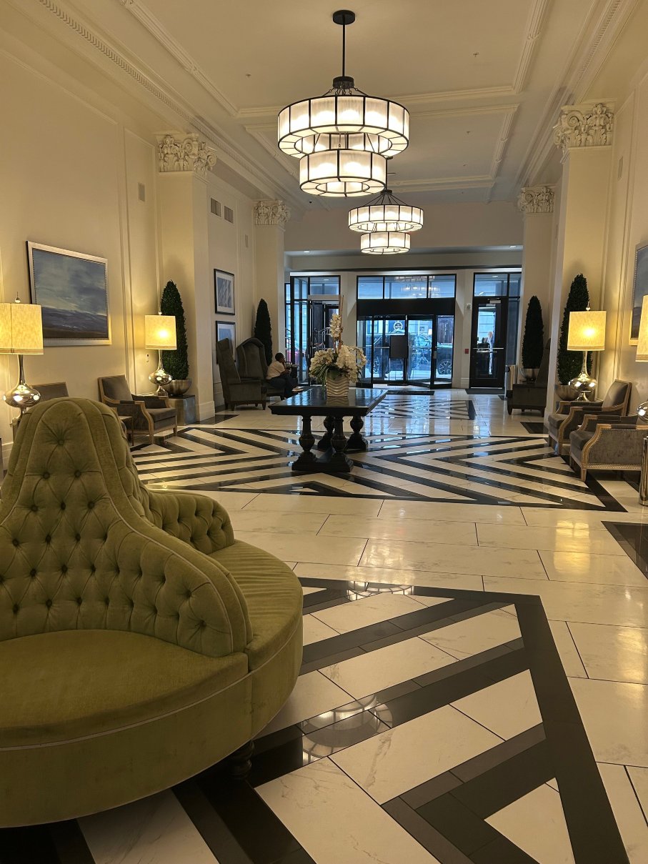 路易斯威尔市中心希尔顿安泊套房酒店-浴室