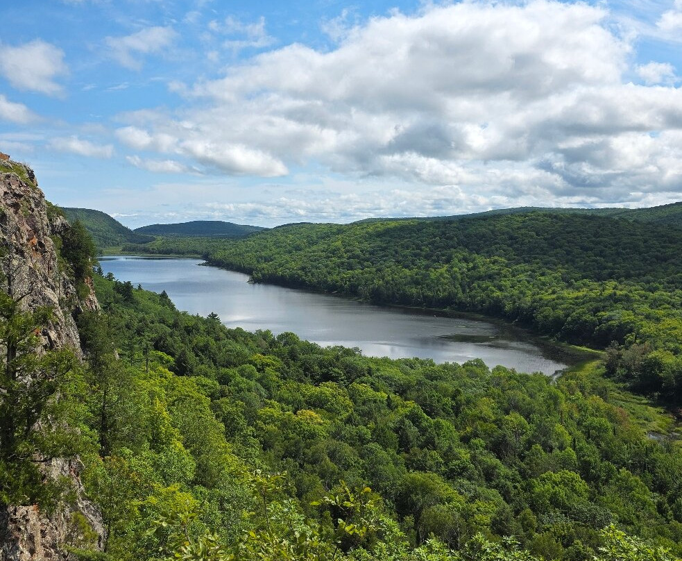 Lake of the Clouds-昂托纳贡必去景点