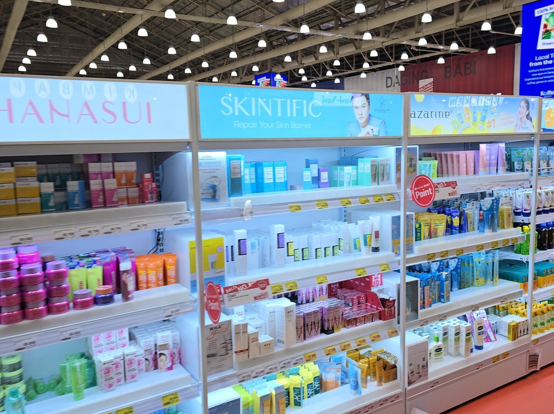 Lotte Mart Wholesale Bali-登巴萨必去景点