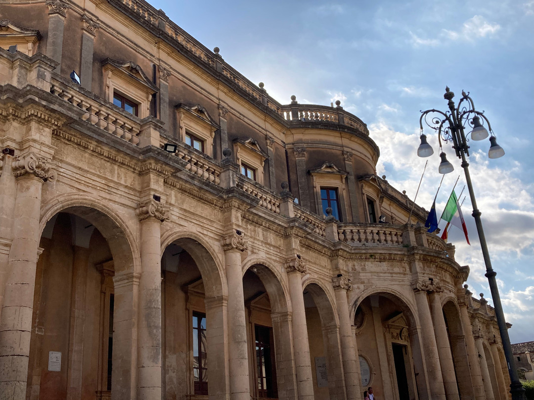Ducezio Palace-诺托必去景点