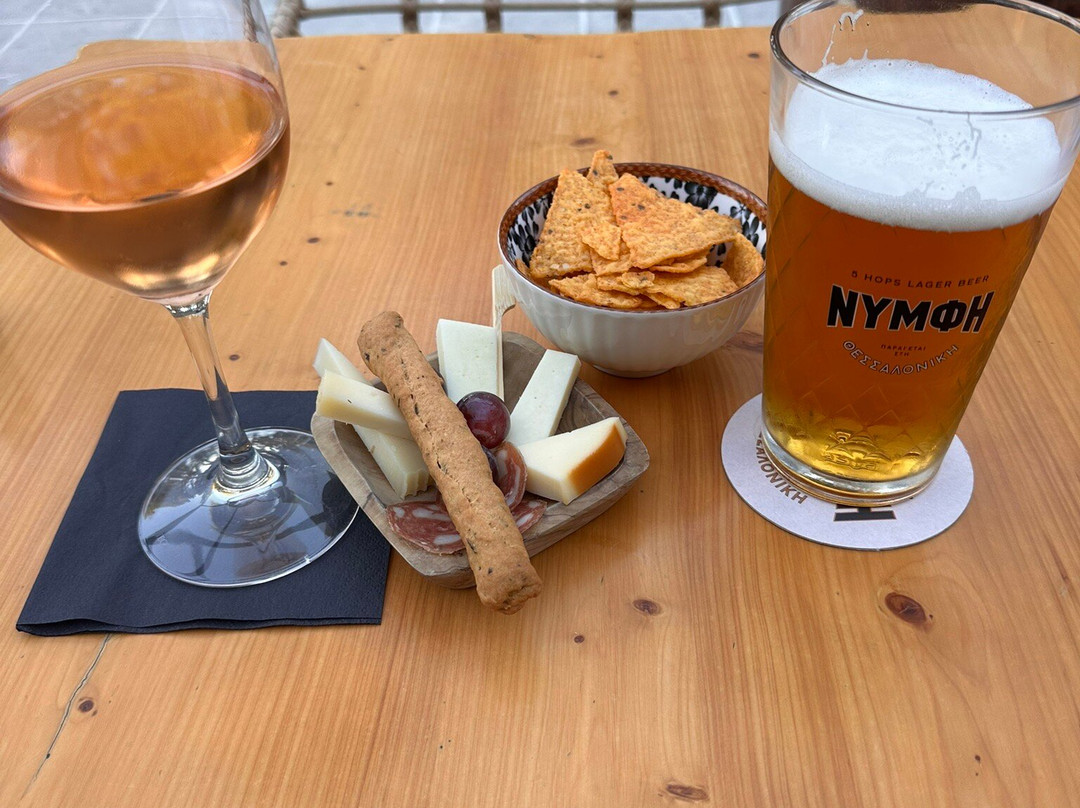 Delivino-Dassia必去景点