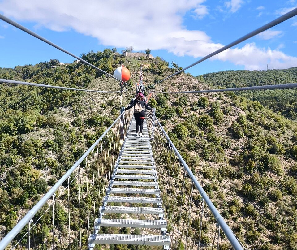 Ponte Tibetano-Sellano必去景点