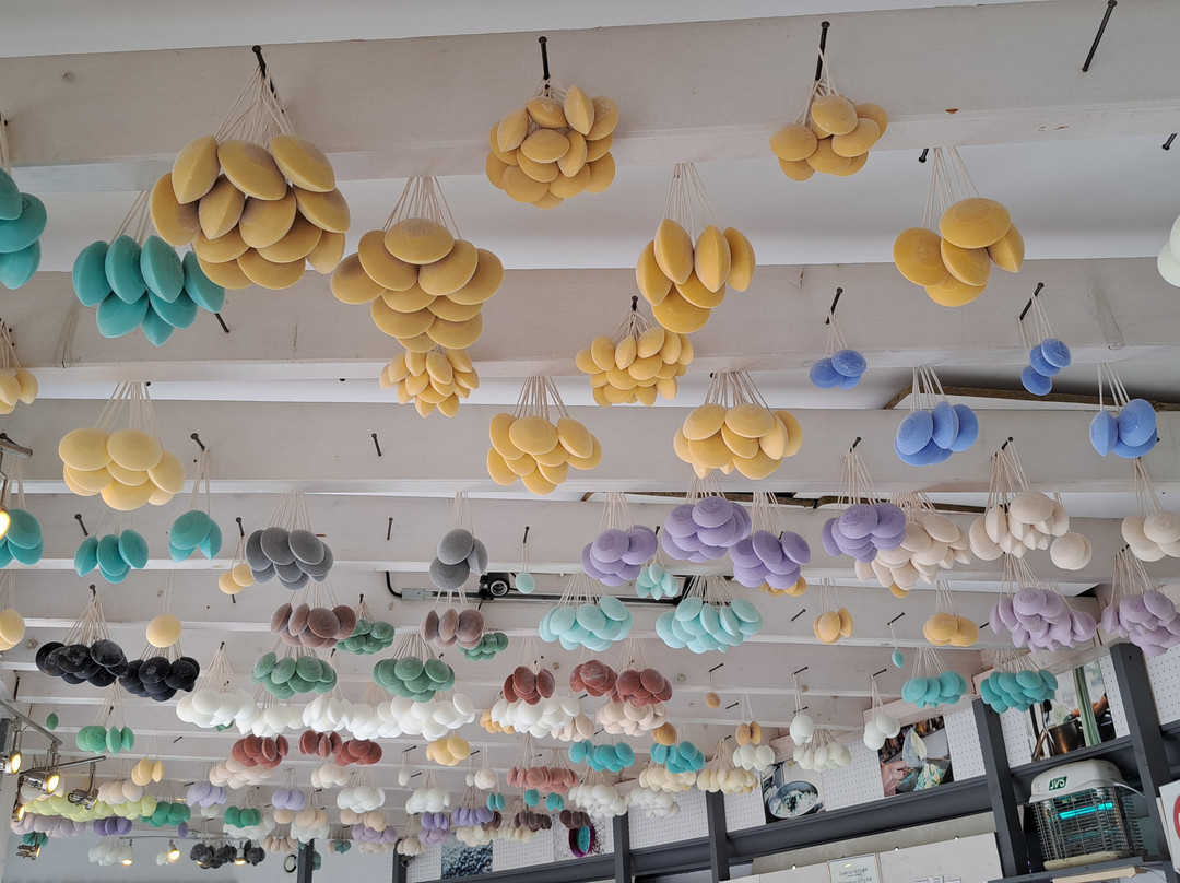 La Savonnerie du Zèbre-阿泽勒丽多城堡必去景点