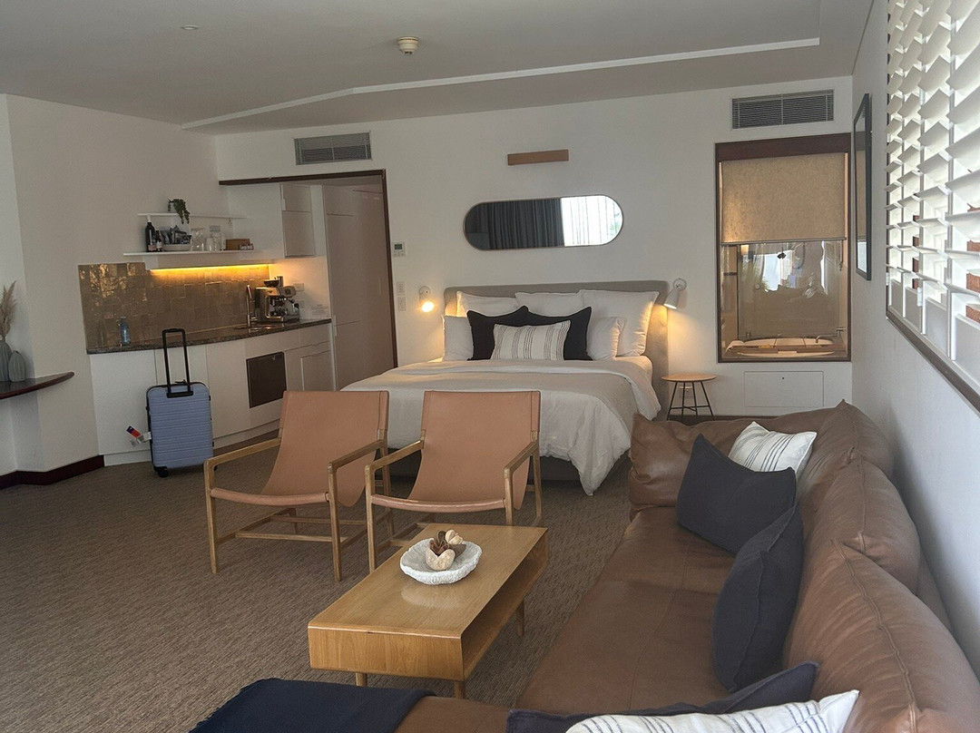 海滩套间酒店主图