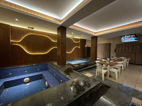 Grand Gion Lounge, Spa and KTV