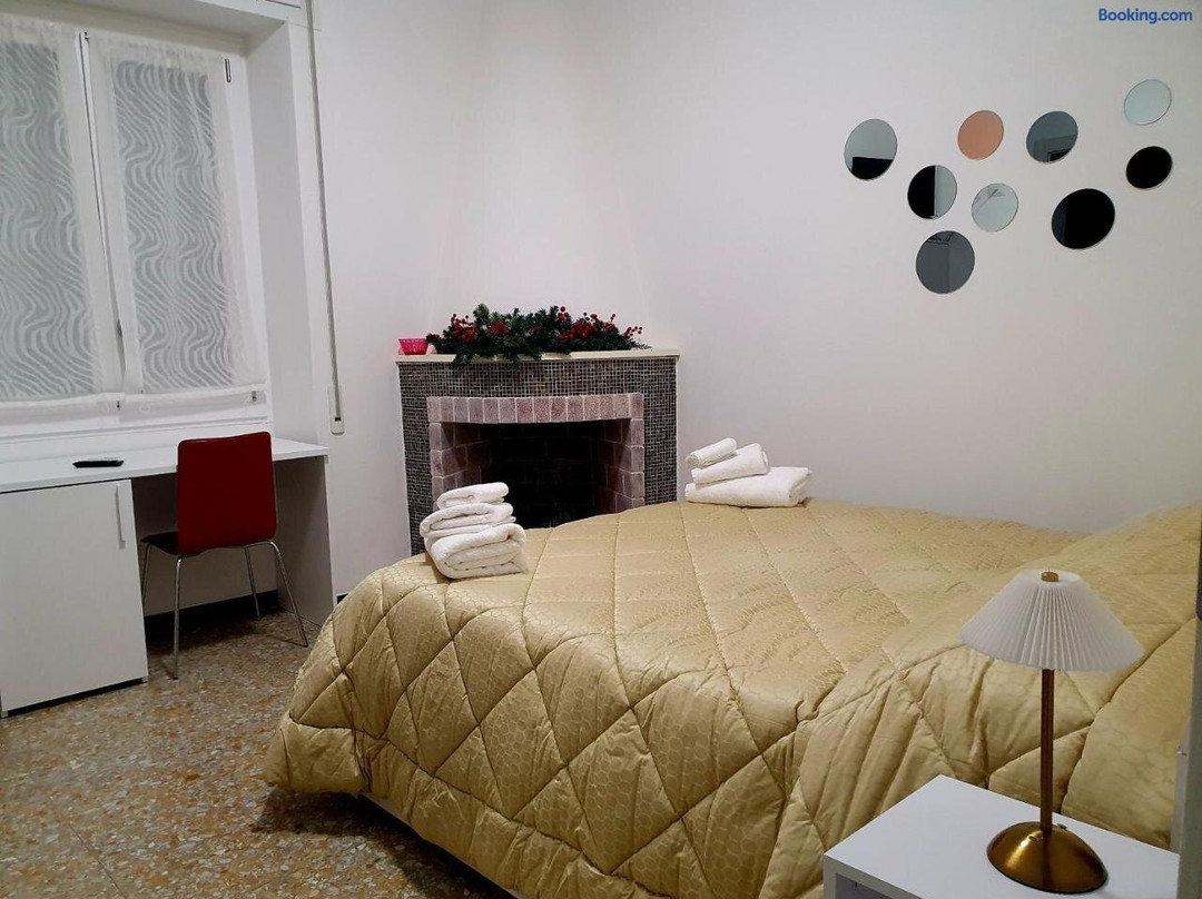 Pedrissa Guest House