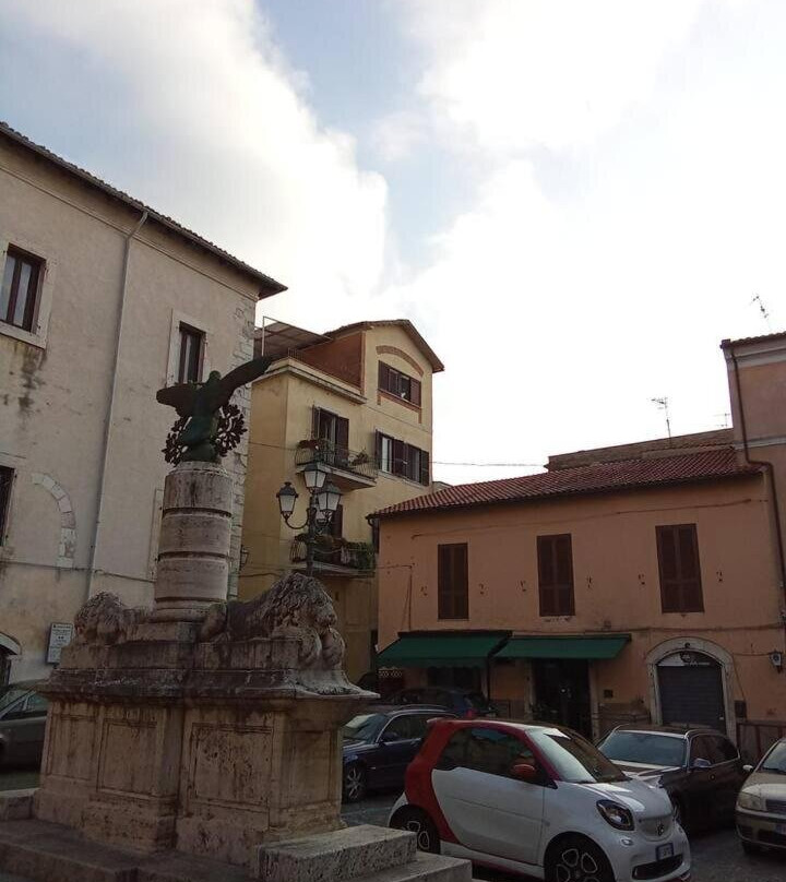 B&b Piazza Dei Leoni