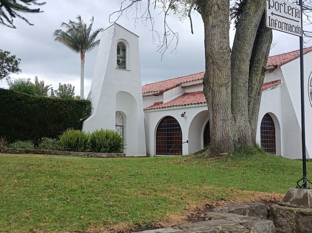 Monasterio Benedictinos El Rosal-El Rosal必去景点