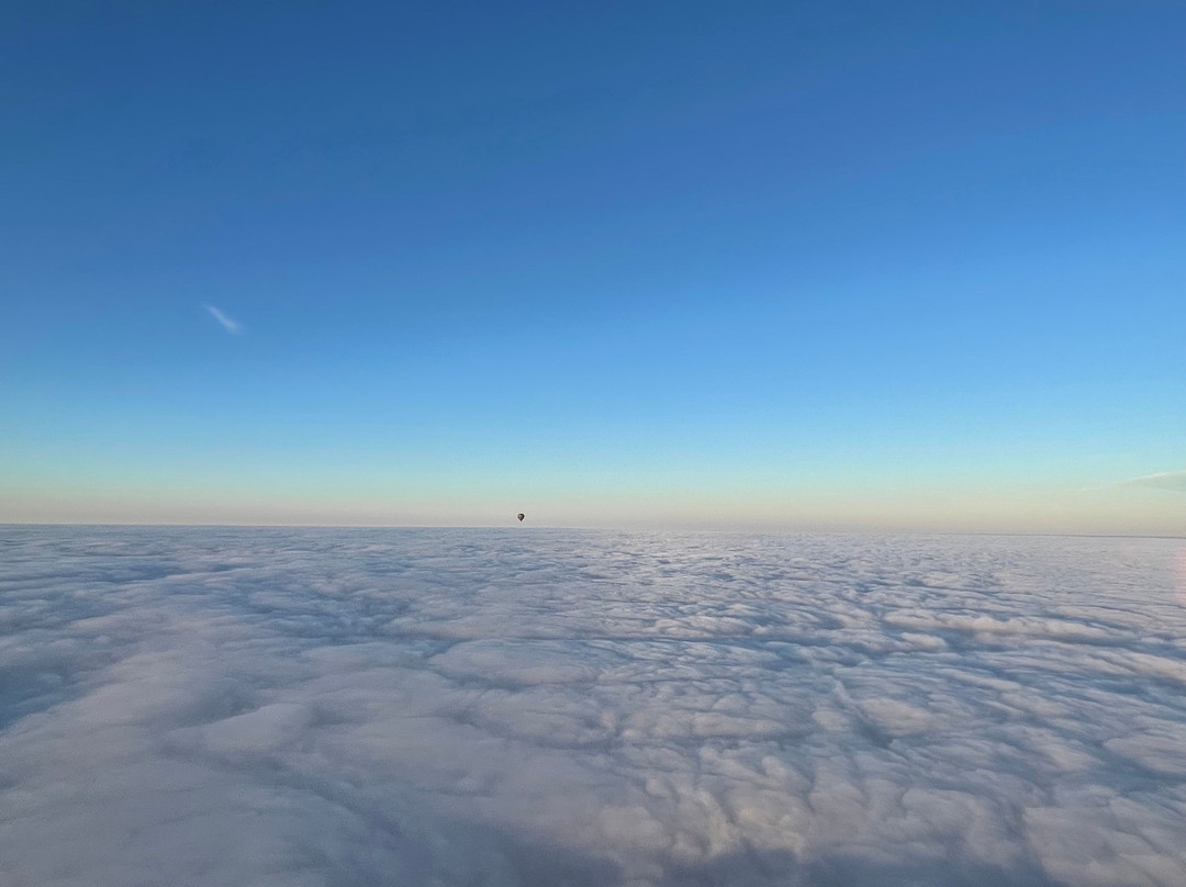 Montgolfiere Sensation-Mirebeau必去景点