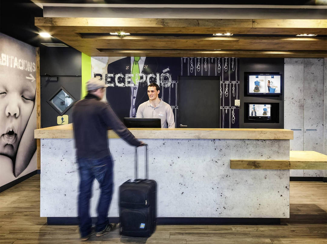 Corbera de Llobregat酒店住宿-宜必思快捷巴塞罗那圣安德烈斯德拉巴尔卡酒店