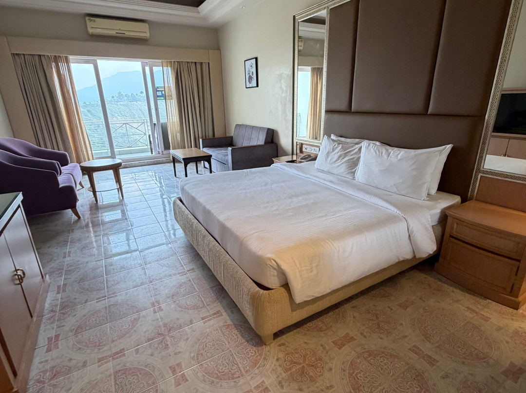 马辛德拉康达哈特俱乐部酒店主图