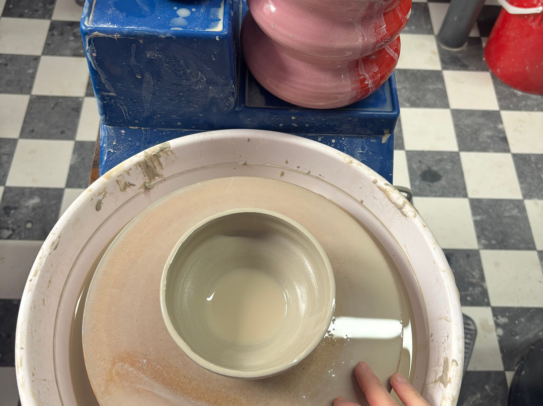 Tor Pottery Works-Porth必去景点