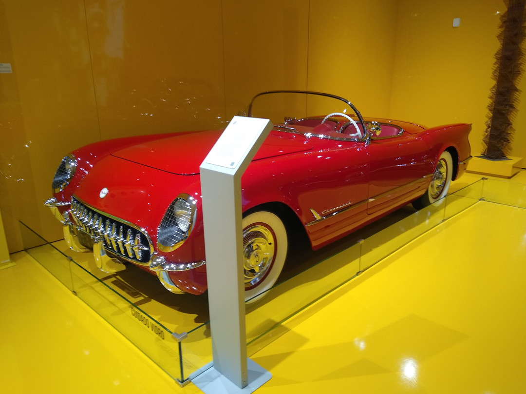 Carde Arte Design Museu-坎普斯－杜若尔当必去景点