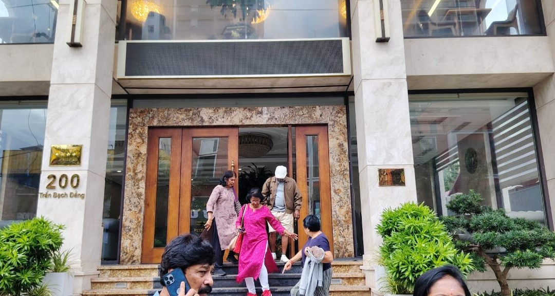 Golden Lotus Hotel主图