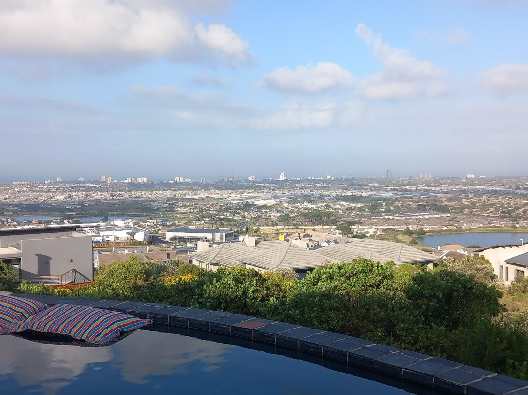 43 on Sandstone Guest House主图